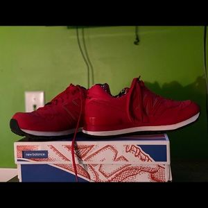 Women’s New Balance Classics